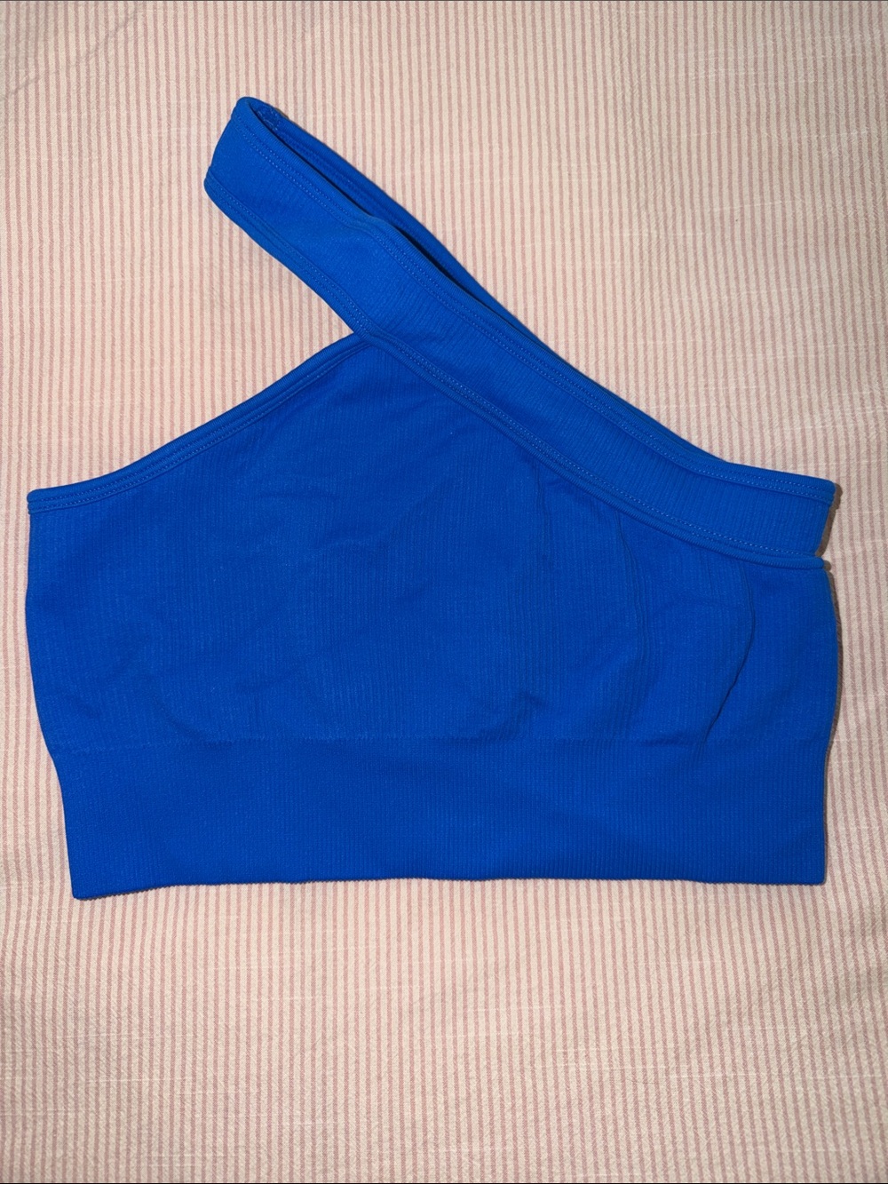 One-Shoulder Sports Bra